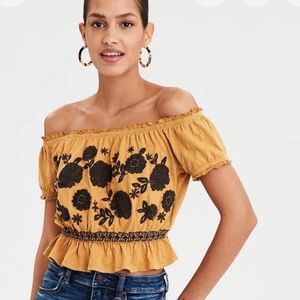 American Eagle Floral Embroidered Off The Shoulder Crop Top Size Small